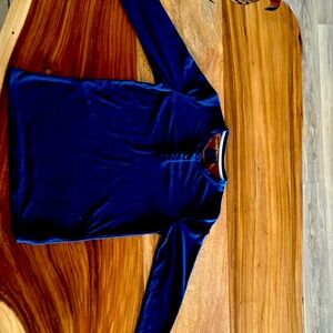 Only worn 1 time.  Comfortable long sleeve polo.